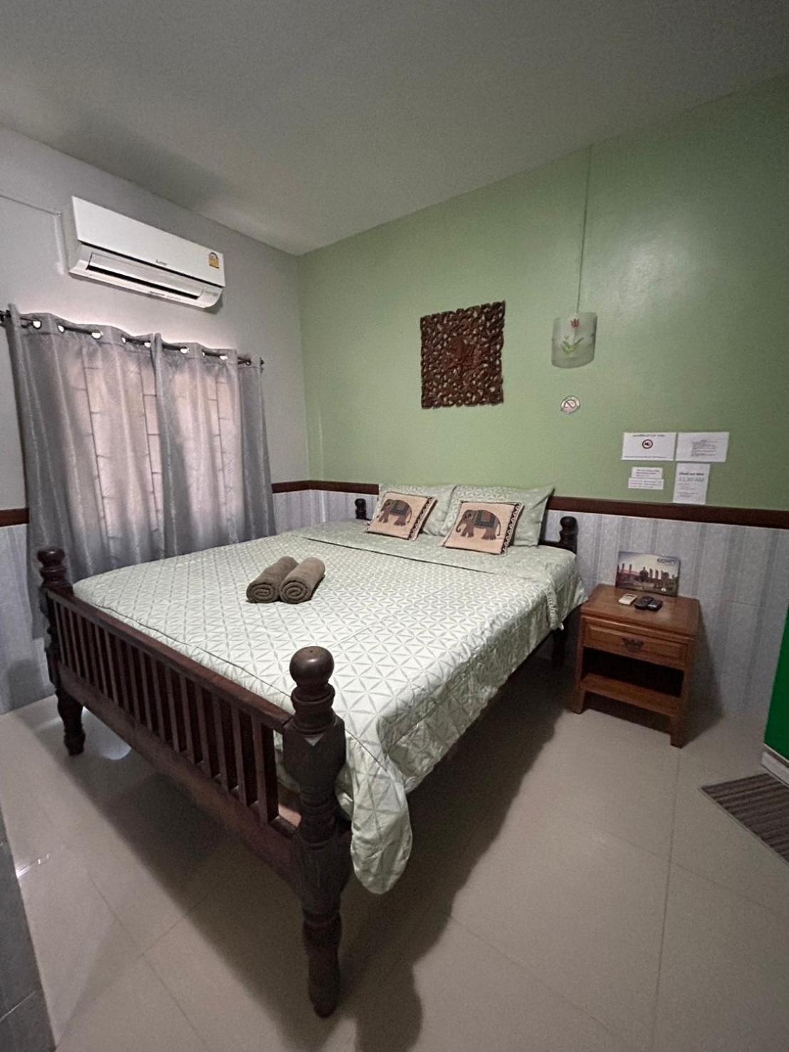 פרה נאקון סי איוטאיה Baan Are Gong Riverside Homestay מראה חיצוני תמונה