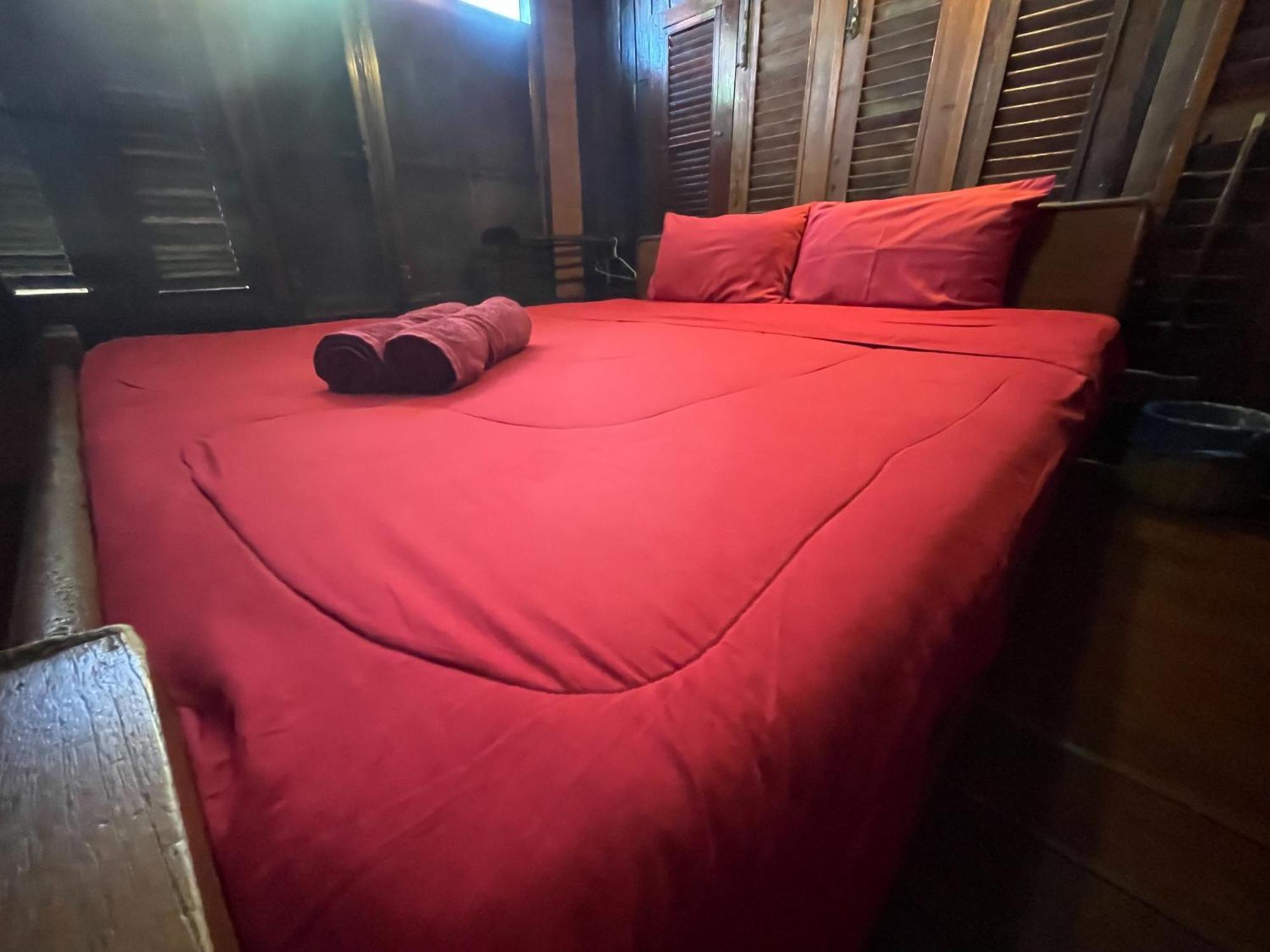 פרה נאקון סי איוטאיה Baan Are Gong Riverside Homestay מראה חיצוני תמונה